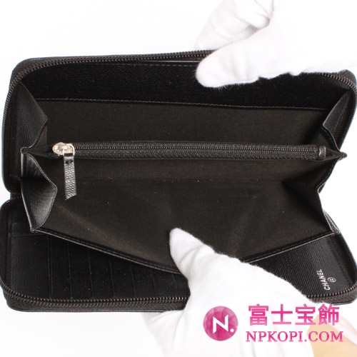 シャネル クルーズライン CCボタン 長財布 ブラック A50148